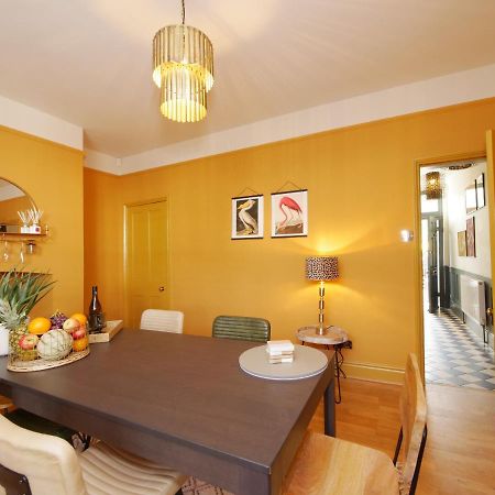 Bar Wall Cottage-City Wall Views-Sleeps 5 York Exterior photo